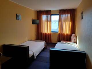Мотели Formula 1 Motel Бяла Двухместный номер с 1 кроватью или 2 отдельными кроватями-3