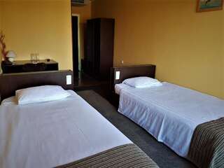 Мотели Formula 1 Motel Бяла Двухместный номер с 1 кроватью или 2 отдельными кроватями-5